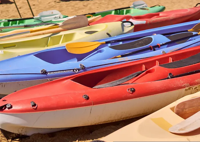 Flat With Swimming Pool And Balcony