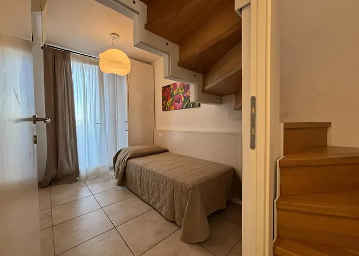 Flat With Swimming Pool And Balcony *