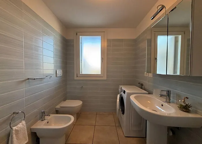 Flat With Swimming Pool And Balcony Appartement