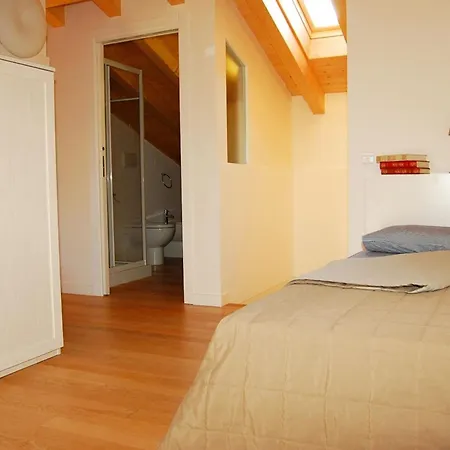Recently Built Flat With Big Swimming Pool And Balcony Апартаменты *