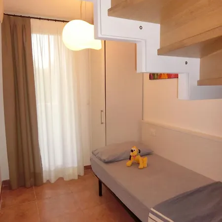 Апартаменты Recently Built Flat With Big Swimming Pool And Balcony