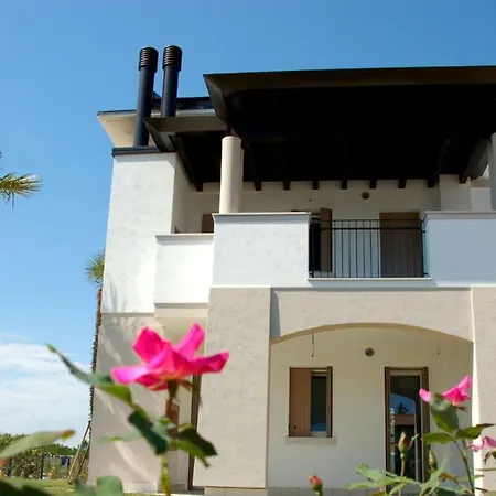 Flat With Swimming Pool And Balcony * Bibione