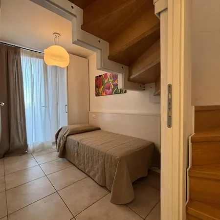 Relaxing Flat With Swimming Pool And Parking *