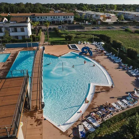 Relaxing Flat With Swimming Pool And Parking *