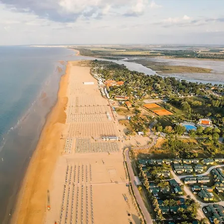Lägenhet Relaxing Flat With Swimming Pool And Parking Bibione