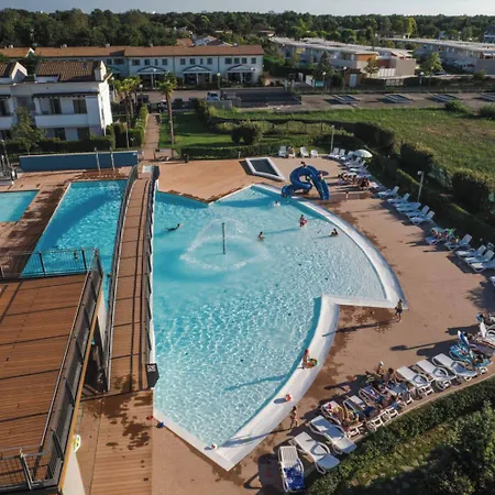 Relaxing Flat With Swimming Pool And Parking Bibione