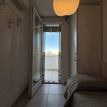Relaxing Flat With Swimming Pool And Parking Lägenhet